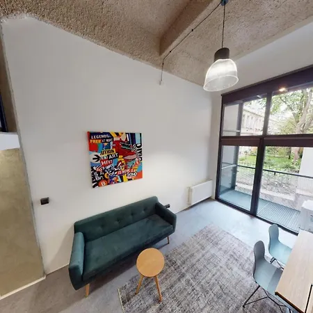 Apartament In 015 *
